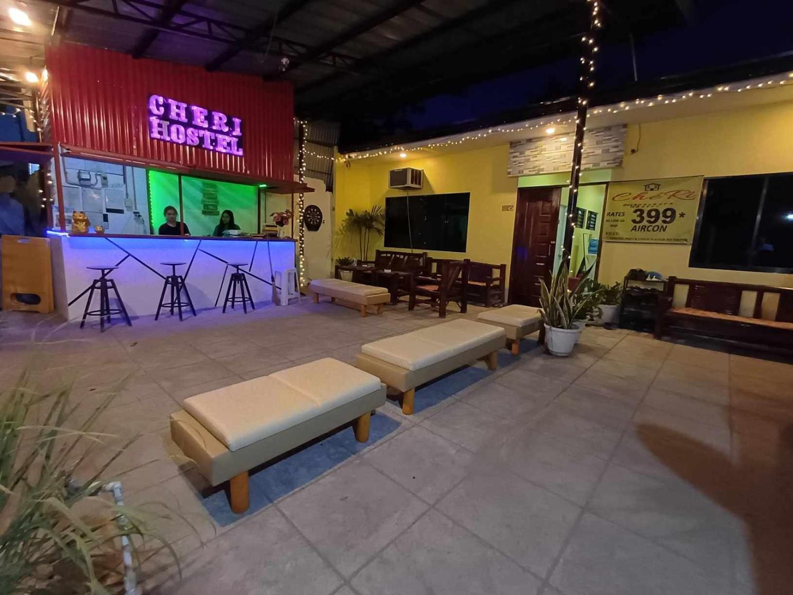 Cheri Backpackers Hostel Moalboal Exterior photo