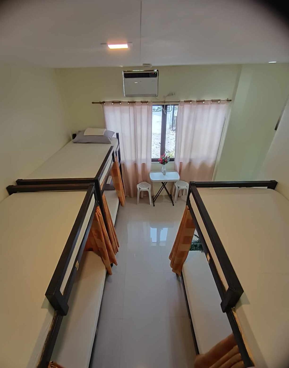 Cheri Backpackers Hostel Moalboal Exterior photo